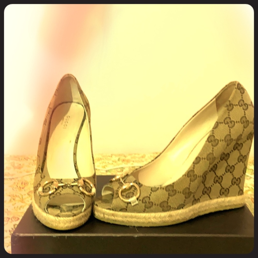Authentic Gucci wedges